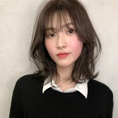 女子高生向け髪型15選｜流行りの可愛いヘアアレンジ 